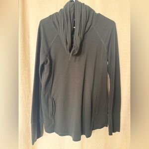 Pink Clover Top, Women’s Size Medium Dark Green Turtleneck/Cowl neck Top